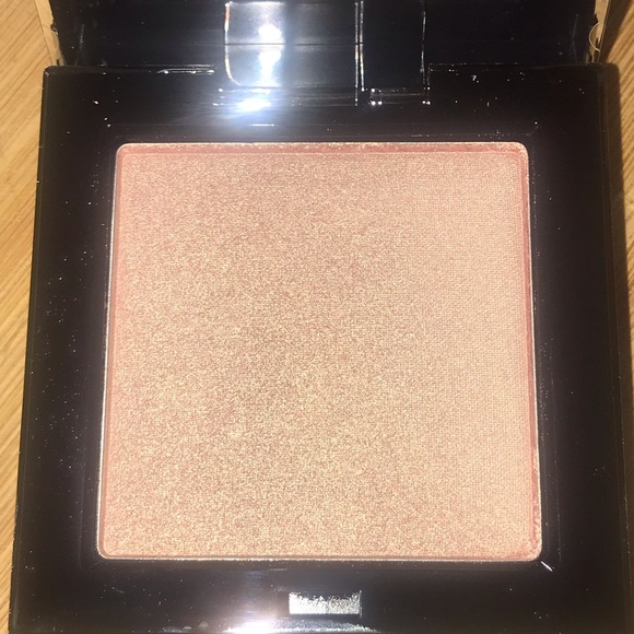 Pretty Vulgar highlighter - Picture 2 of 3